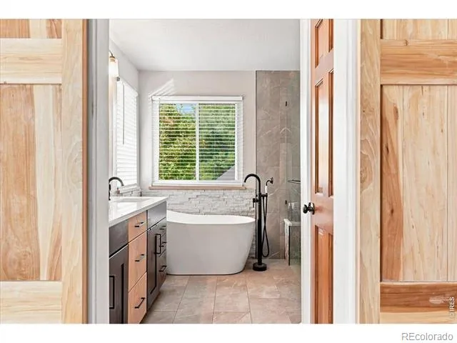 418 Expedition Lane Johnstown, CO 80534