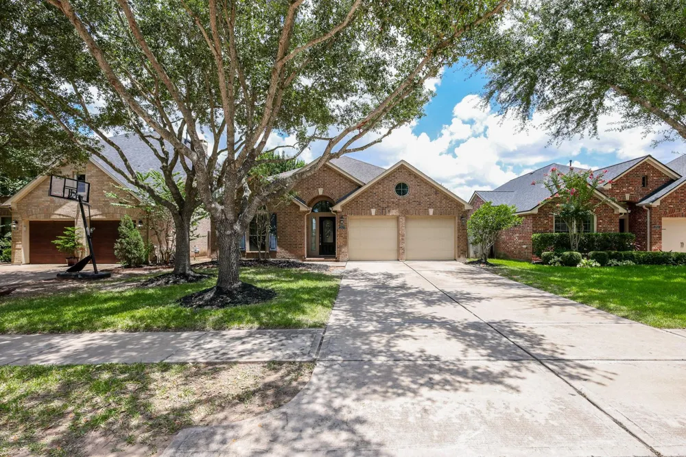 2919 Chalet Knolls Lane Katy, TX 77494