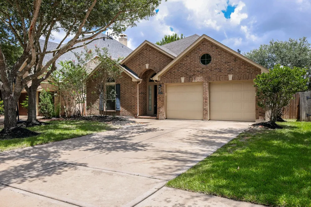 2919 Chalet Knolls Lane Katy, TX 77494
