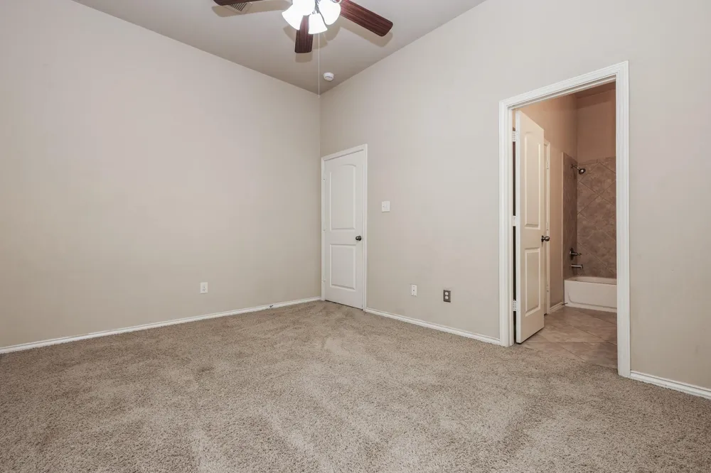 2919 Chalet Knolls Lane Katy, TX 77494