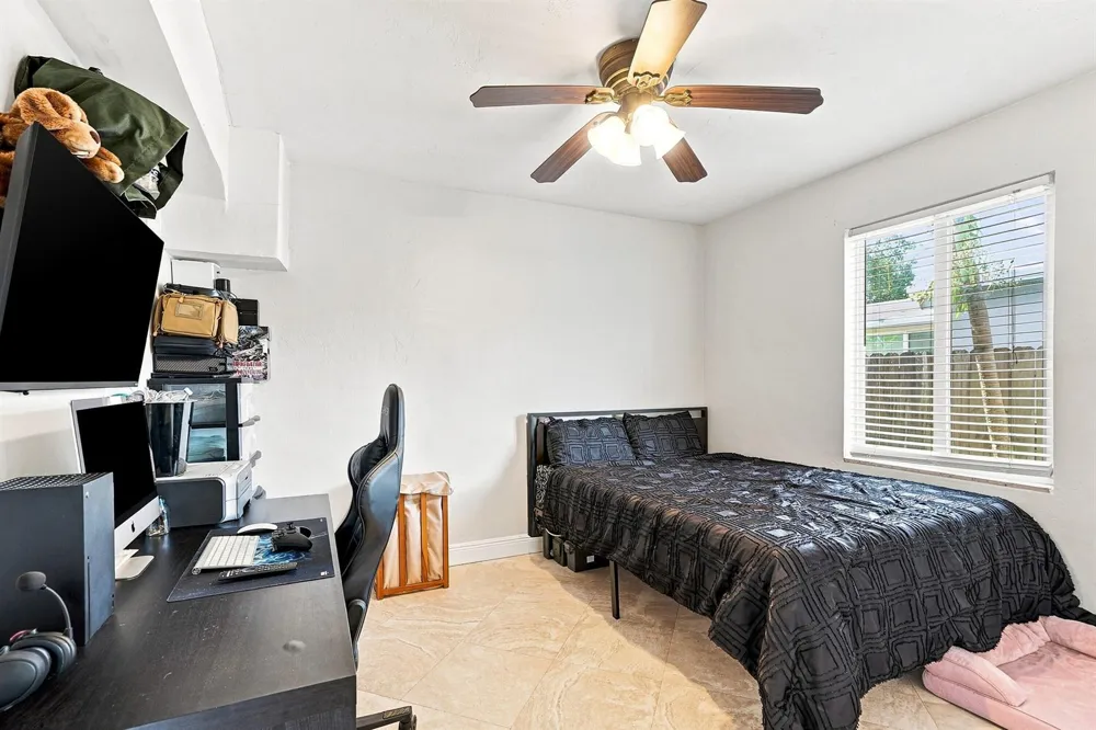 1839 SW 4th Avenue Fort Lauderdale, FL 33315