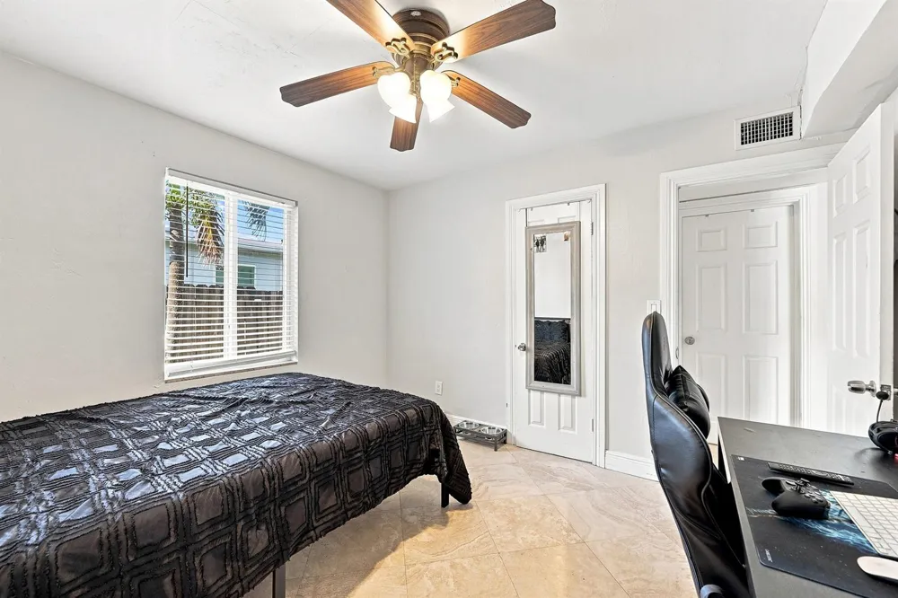 1839 SW 4th Avenue Fort Lauderdale, FL 33315
