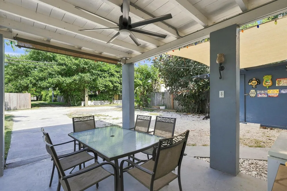 1839 SW 4th Avenue Fort Lauderdale, FL 33315