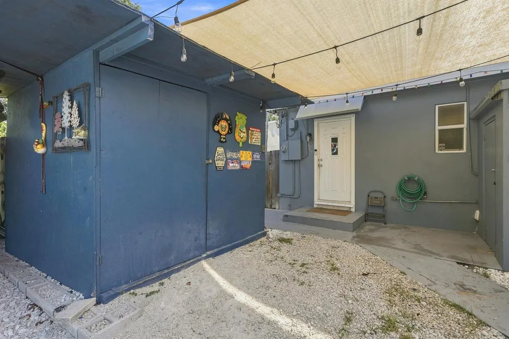 1839 SW 4th Avenue Fort Lauderdale, FL 33315