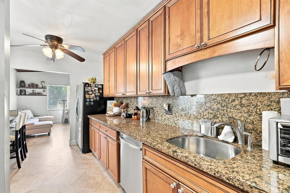 1839 SW 4th Avenue Fort Lauderdale, FL 33315