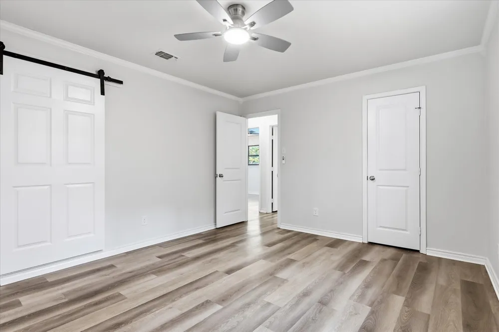 206 Lake Vista W Highland Village, TX 75077