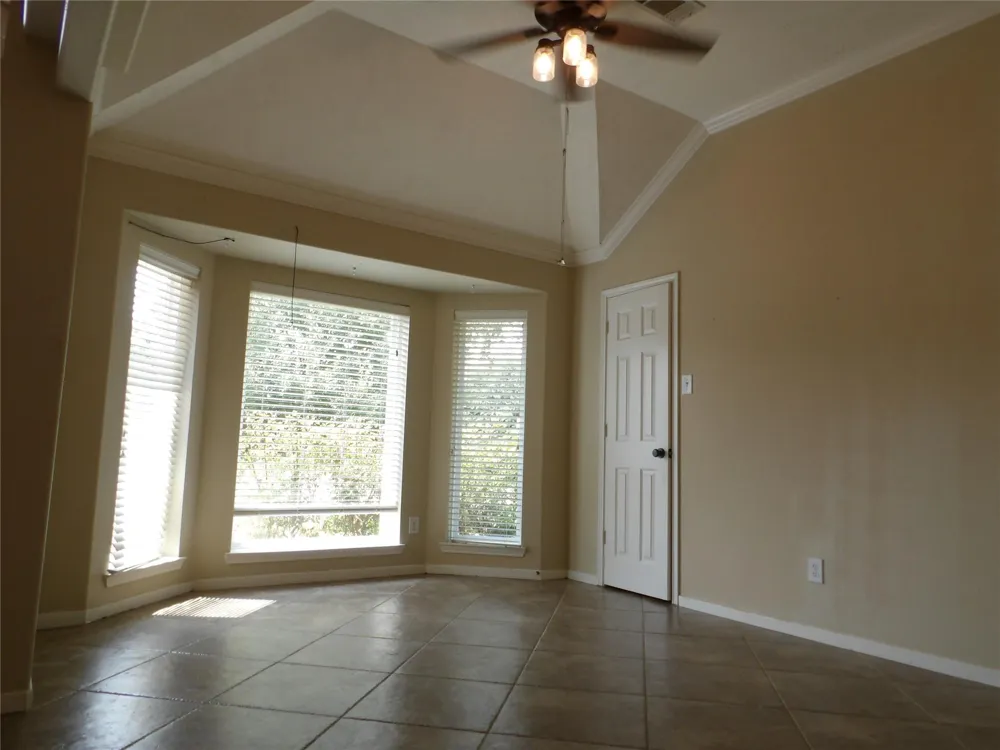 1902 S Carlsbad Lane Deer Park, TX 77536