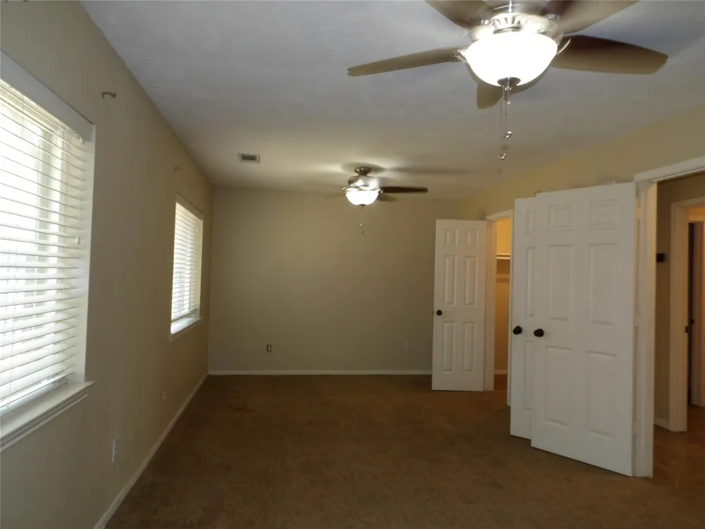 1902 S Carlsbad Lane Deer Park, TX 77536