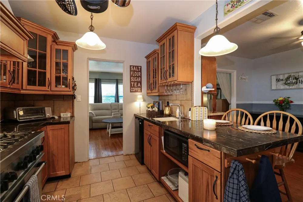 12421 Floral Whittier, CA 90601