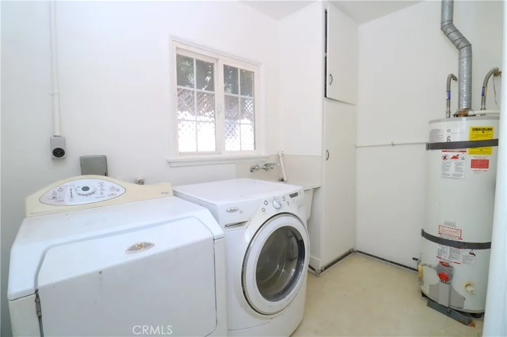 12421 Floral Whittier, CA 90601