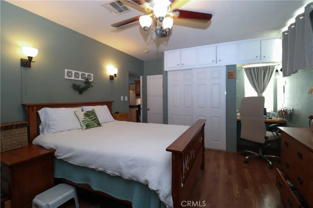 12421 Floral Whittier, CA 90601