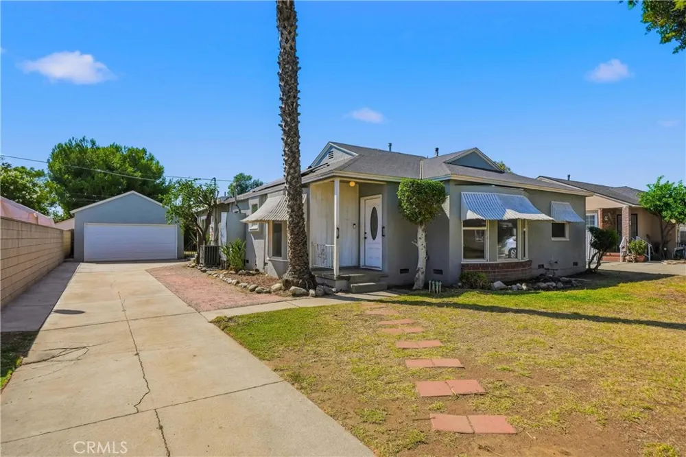 209 Broadmoor West Covina, CA 91790