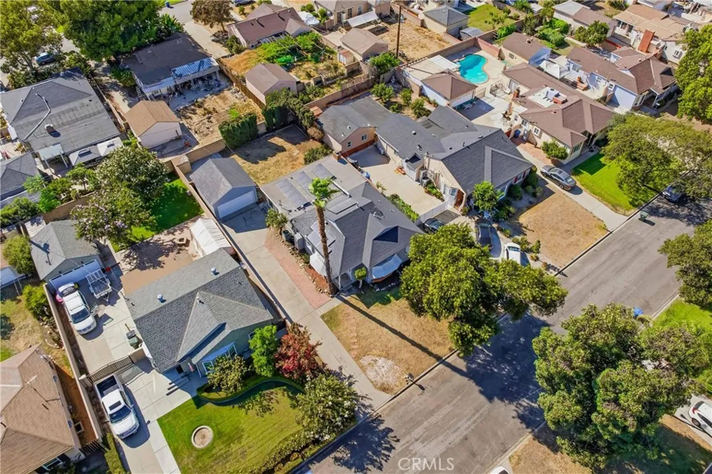 209 Broadmoor West Covina, CA 91790