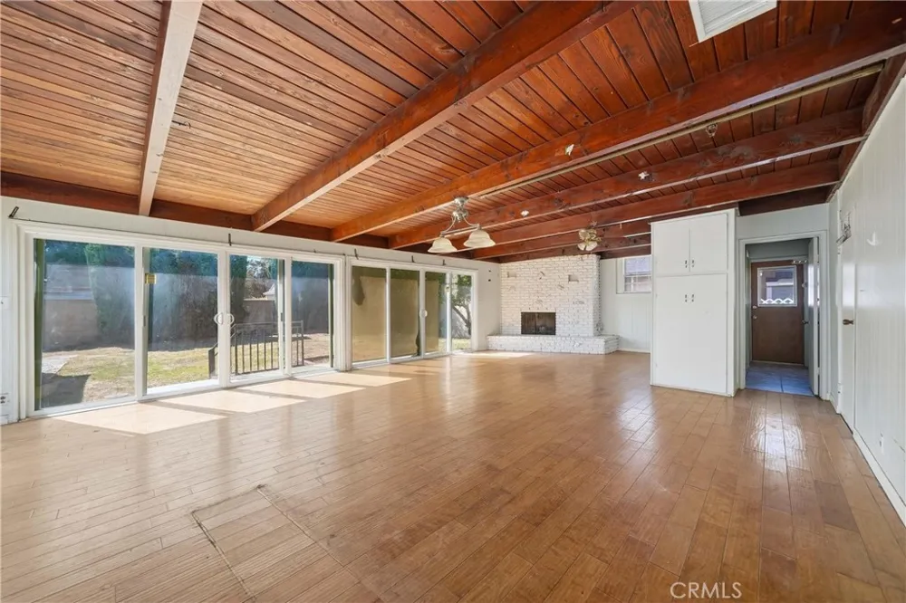 209 Broadmoor West Covina, CA 91790