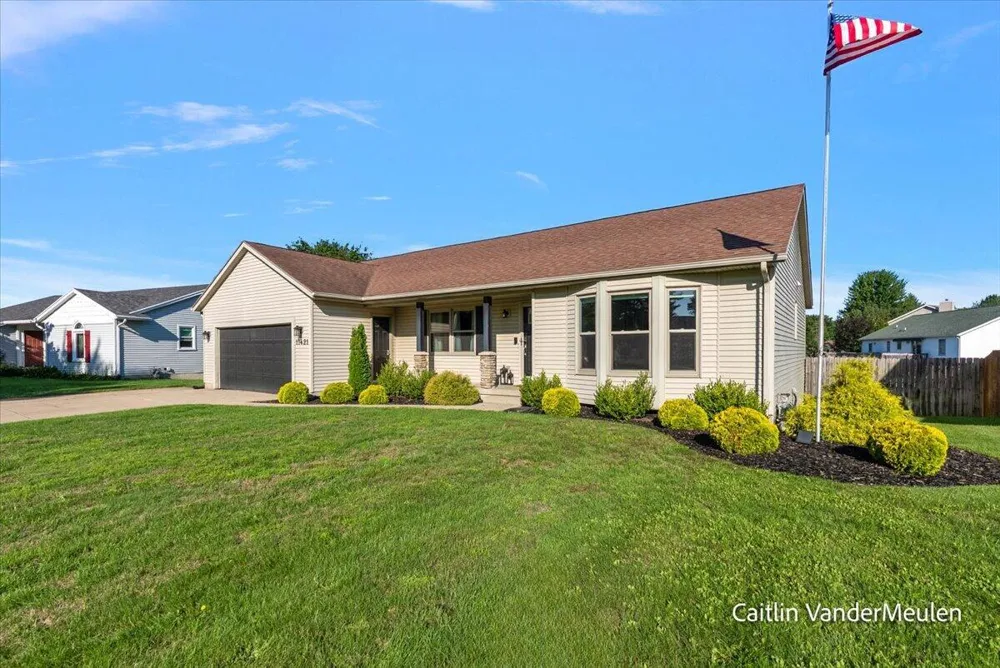11421 Prairie Avenue Allendale, MI 49401