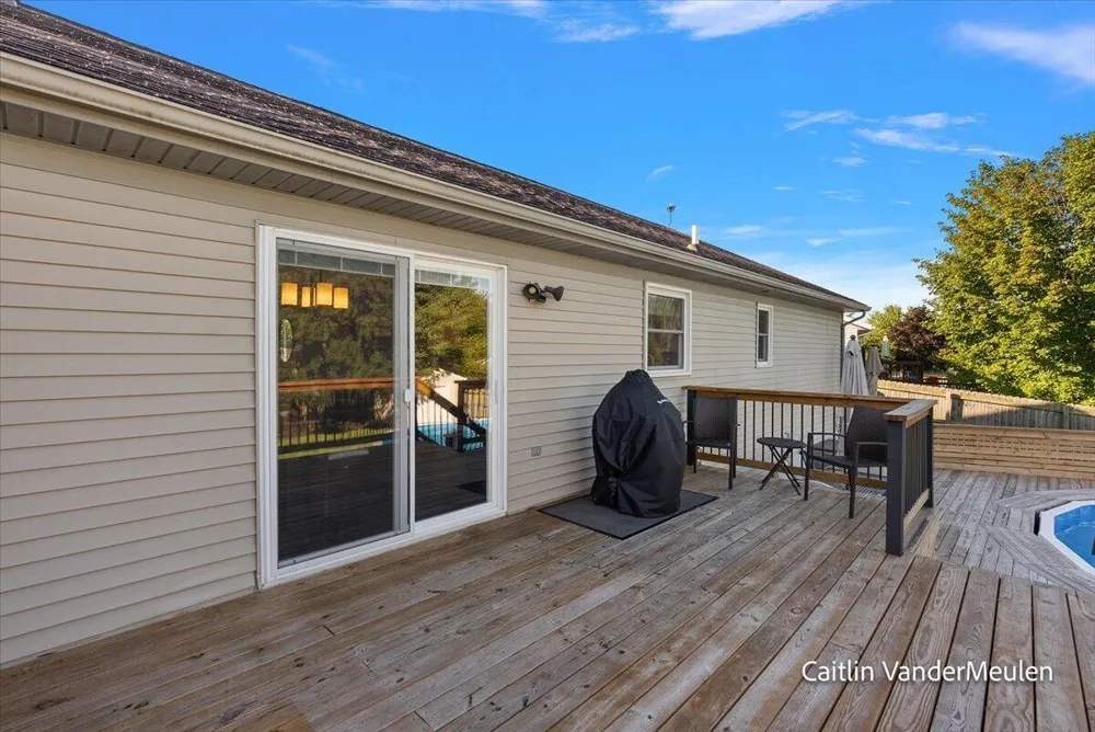 11421 Prairie Avenue Allendale, MI 49401