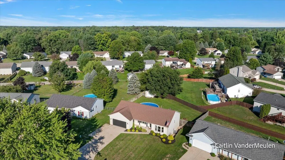11421 Prairie Avenue Allendale, MI 49401