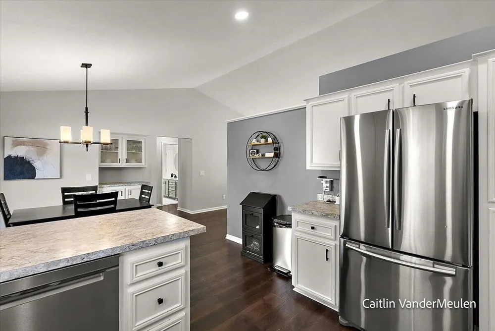 11421 Prairie Avenue Allendale, MI 49401