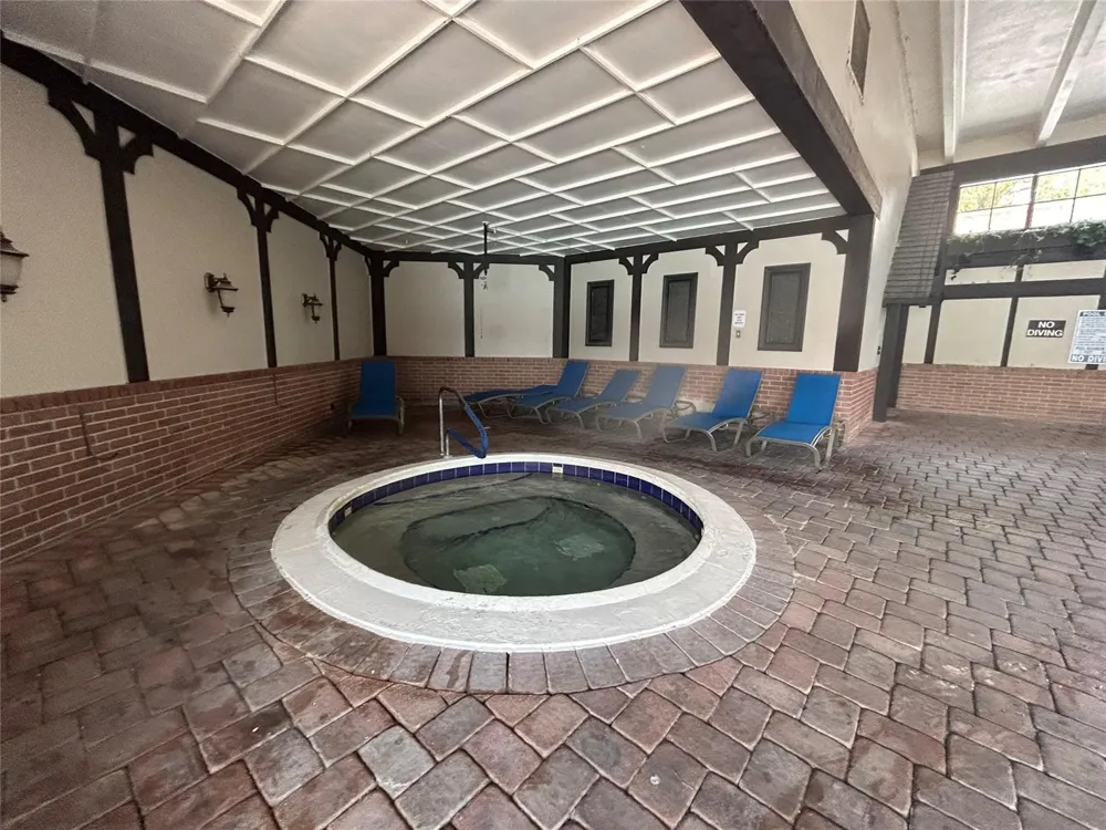 3710 INVERRARY DRIVE #1Y Lauderhill, FL 33319