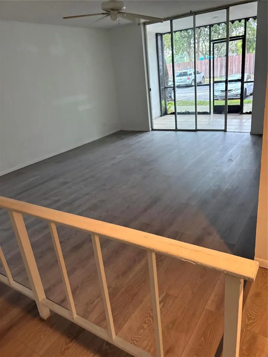 3710 INVERRARY DRIVE #1Y Lauderhill, FL 33319