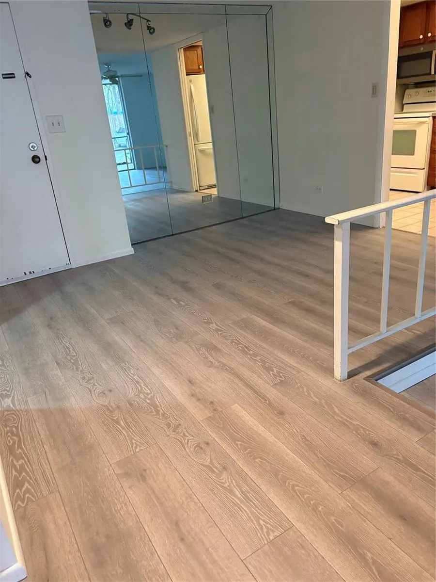 3710 INVERRARY DRIVE #1Y Lauderhill, FL 33319