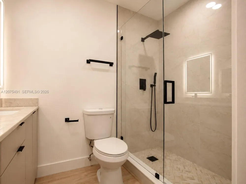 4212 SW 98th Ave Miami, FL 33165