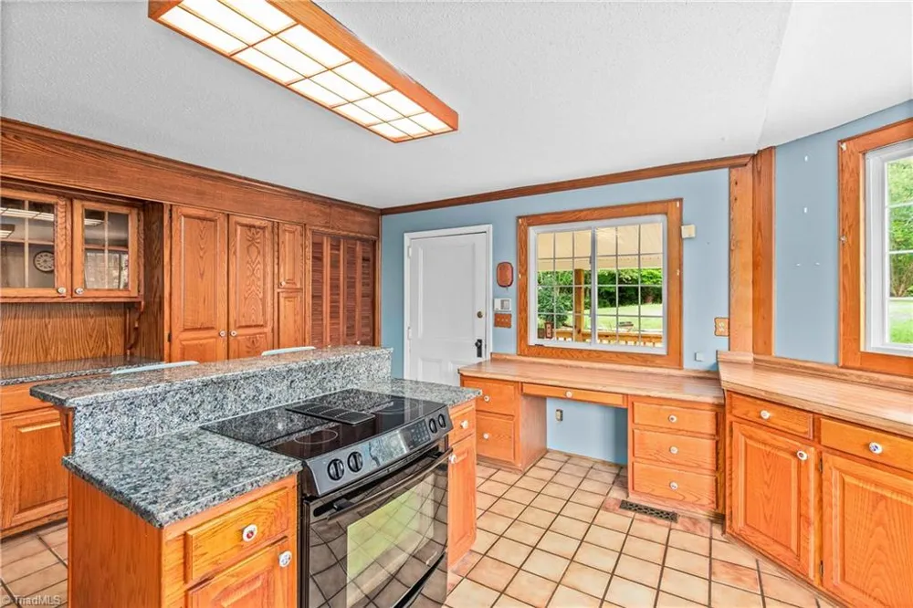 2018 East Road Walnut Cove, NC 27052