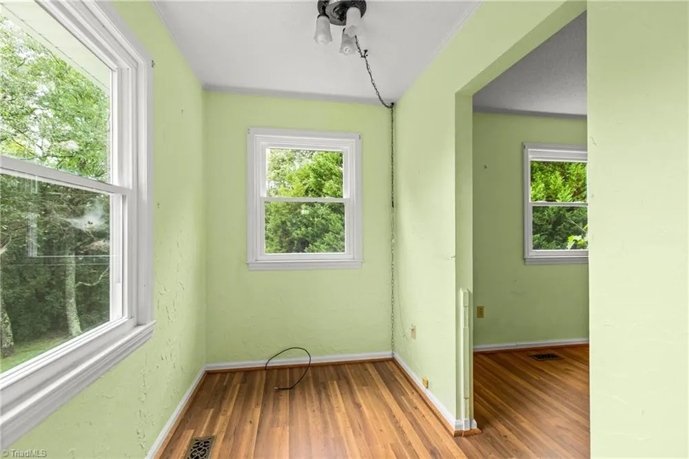 2018 East Road Walnut Cove, NC 27052