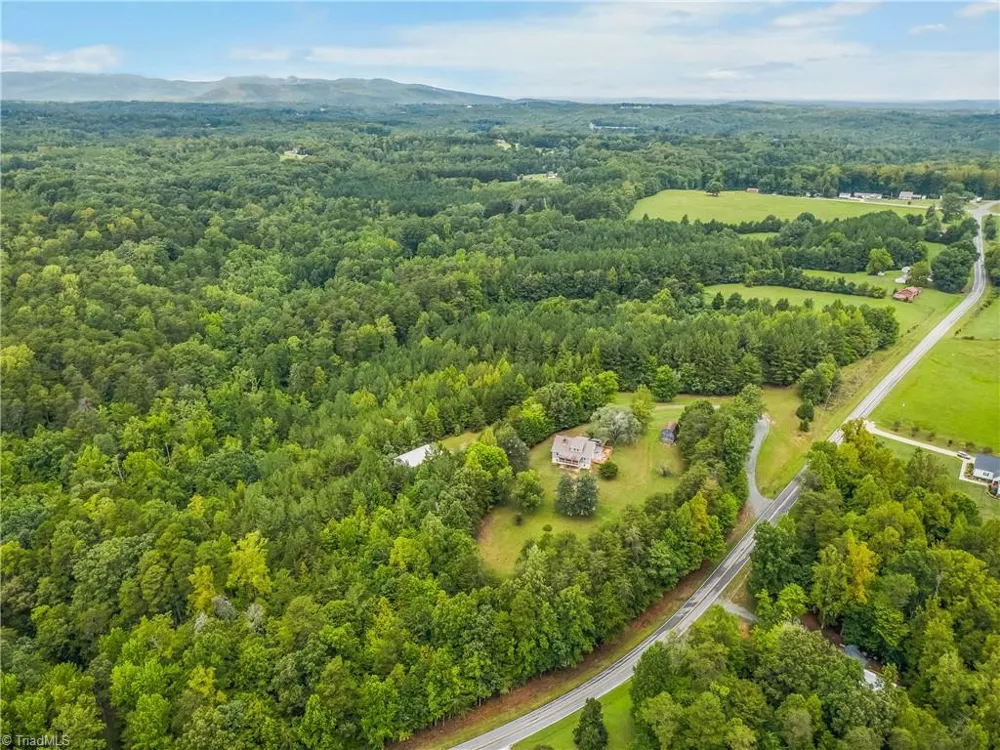 2018 East Road Walnut Cove, NC 27052