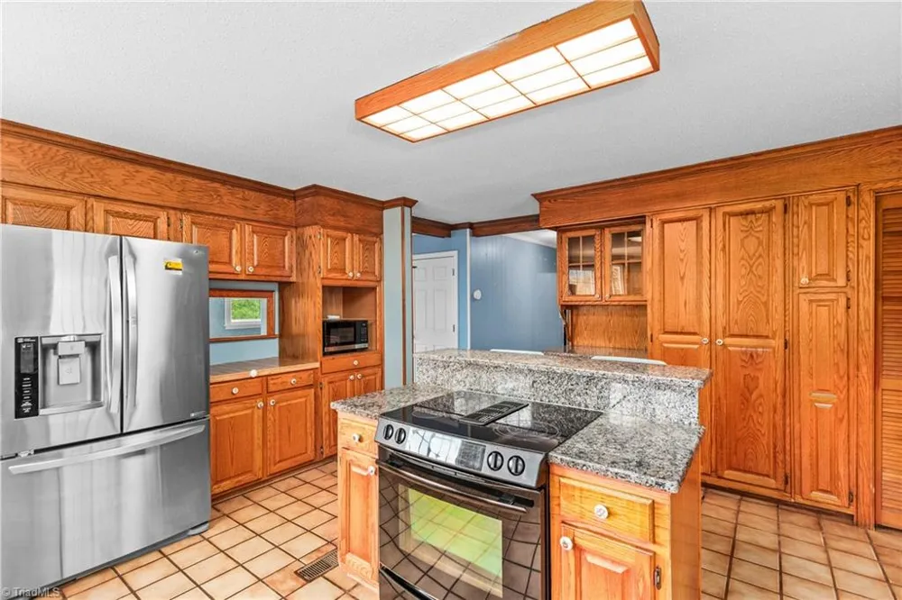 2018 East Road Walnut Cove, NC 27052