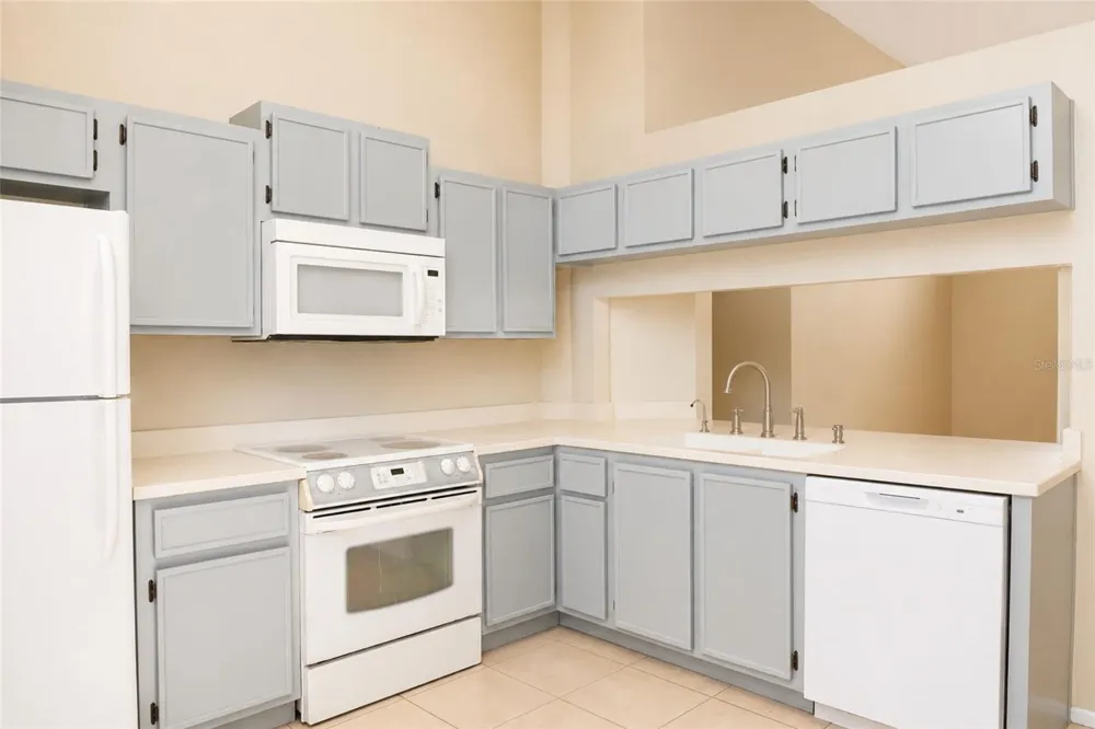 4631 W EASTWIND DRIVE Plant City, FL 33566