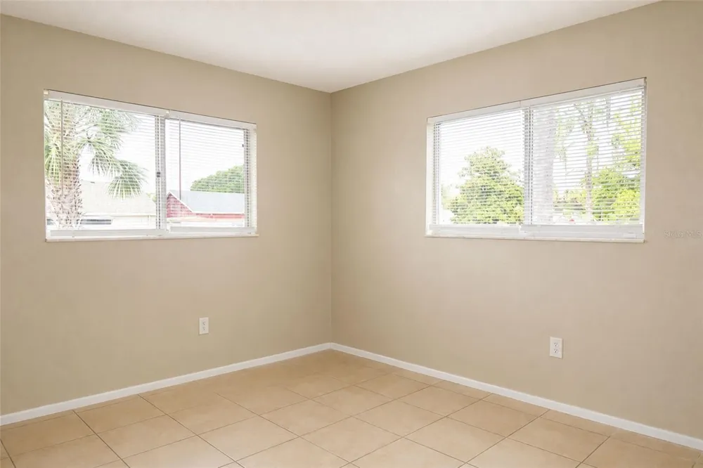 4631 W EASTWIND DRIVE Plant City, FL 33566