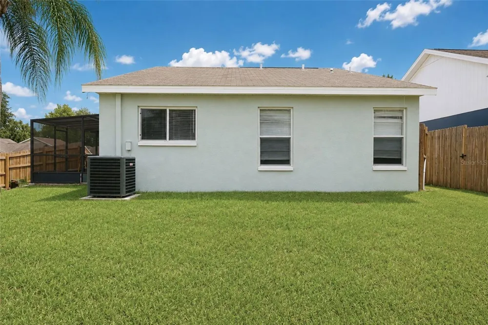 4631 W EASTWIND DRIVE Plant City, FL 33566