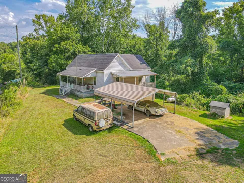 4542 E Hall RD