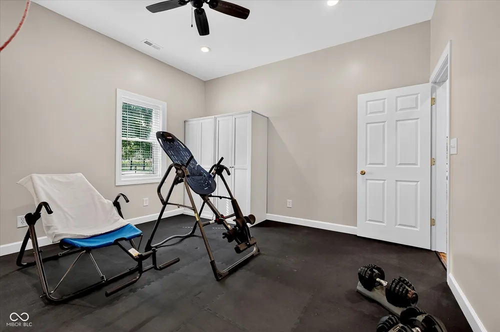 8693 800 E Sheridan, IN 46069