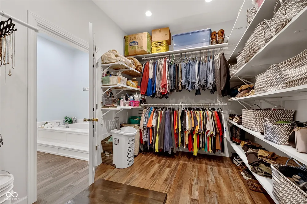 8693 800 E Sheridan, IN 46069