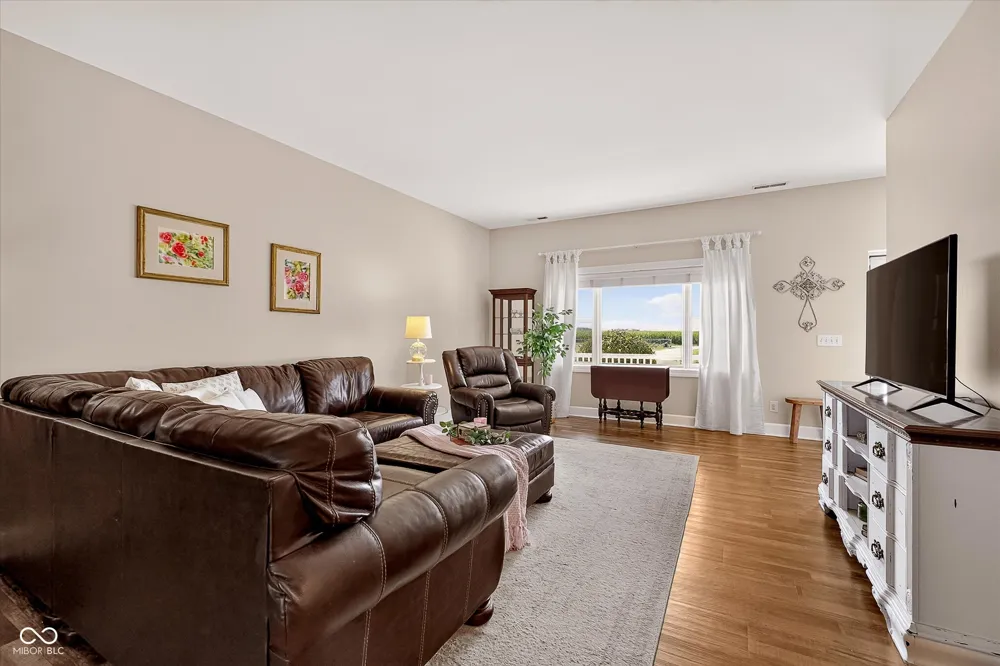 8693 800 E Sheridan, IN 46069