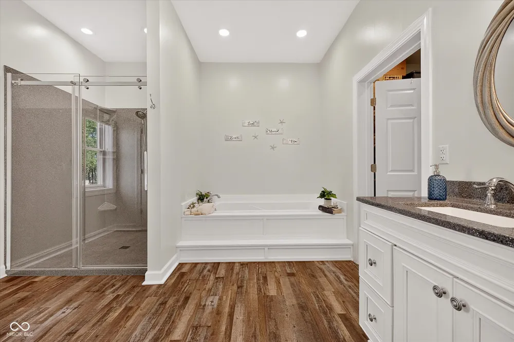 8693 800 E Sheridan, IN 46069