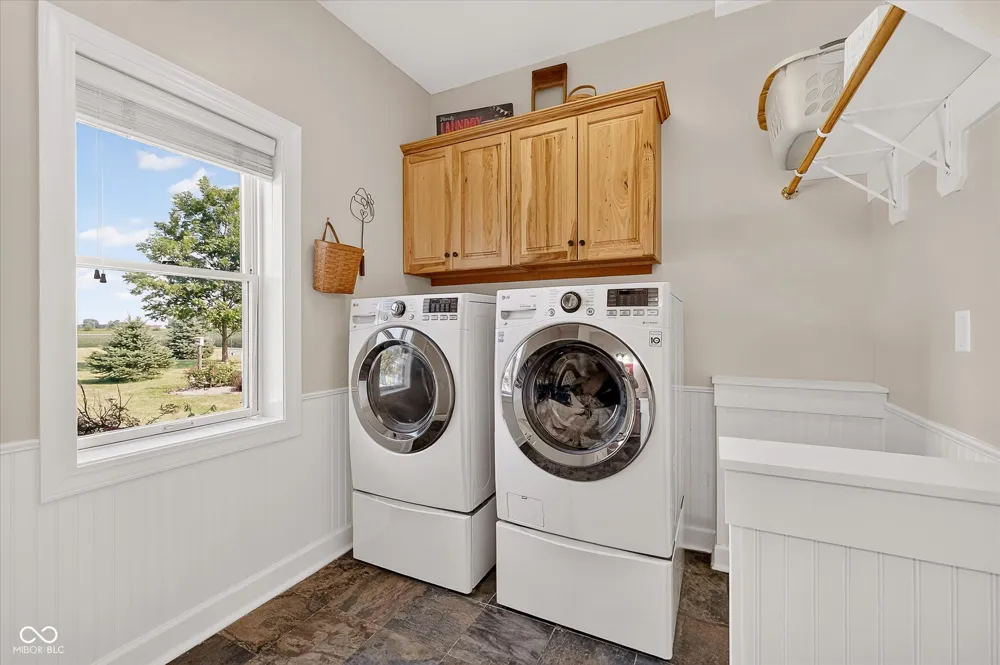 8693 800 E Sheridan, IN 46069