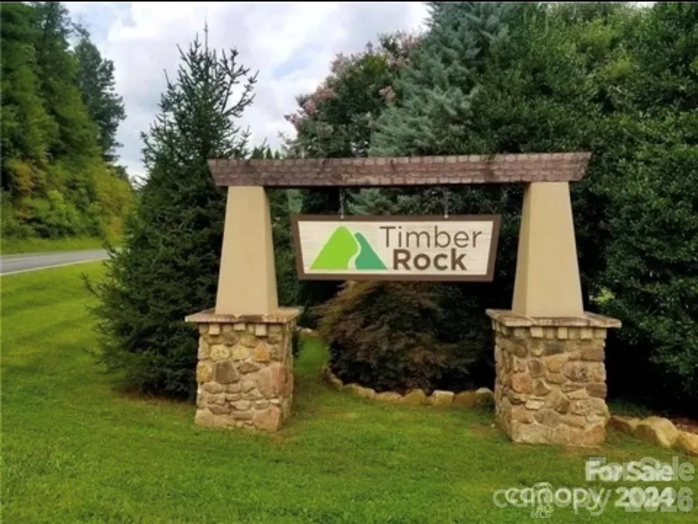 000 Roca Vista Drive #533 Lenoir, NC 28645