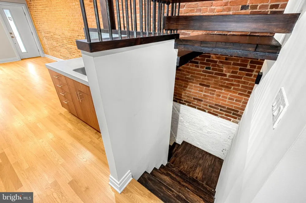 2723 MILES AVENUE Baltimore, MD 21211