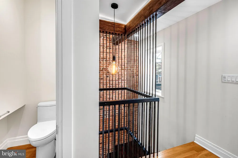 2723 MILES AVENUE Baltimore, MD 21211