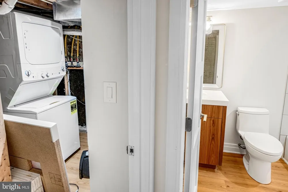 2723 MILES AVENUE Baltimore, MD 21211