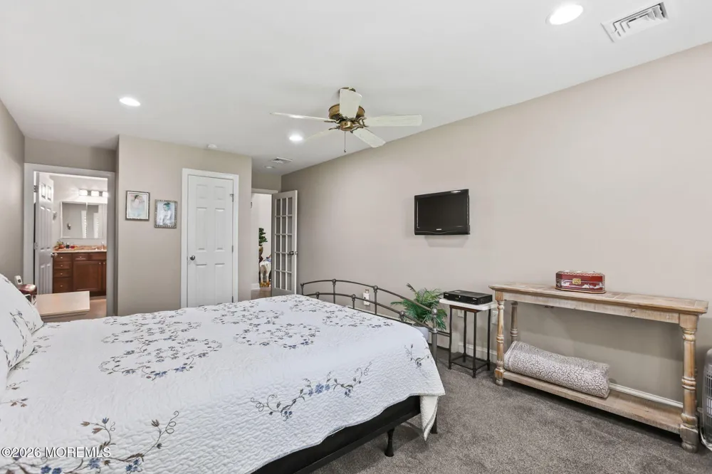 65 Murray Hill Terrace Marlboro, NJ 07746