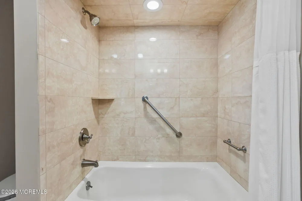 65 Murray Hill Terrace Marlboro, NJ 07746