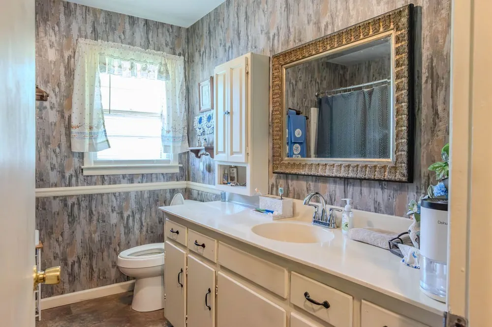 100 Franklin St McMinnville, TN 37110