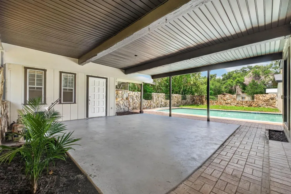 Address Not Shown Dover, FL 33527