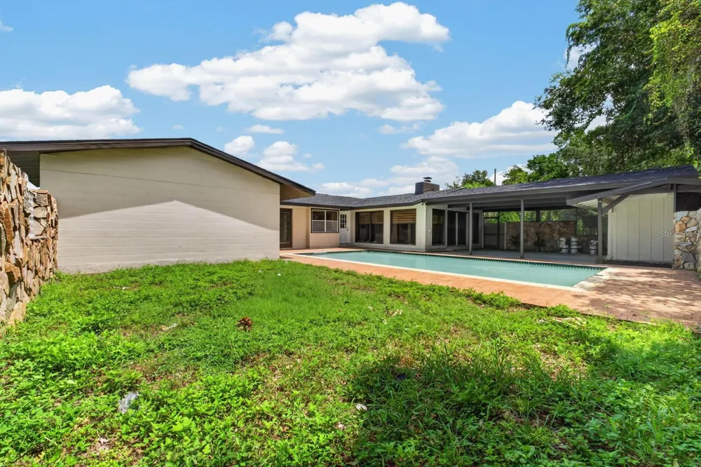 Address Not Shown Dover, FL 33527