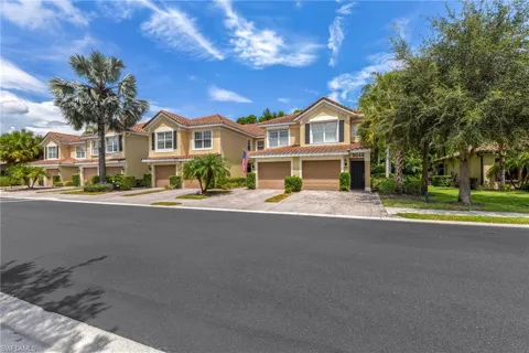 9048 Triangle Palm Lane #1101