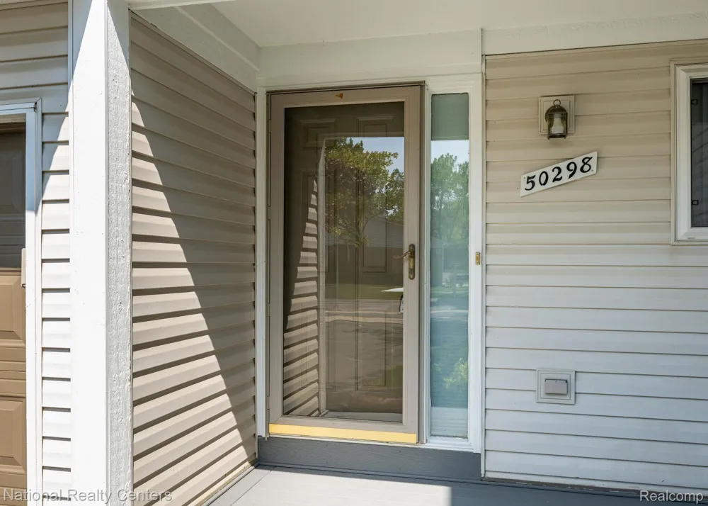 50298 Helfer Boulevard Wixom City, MI 48393